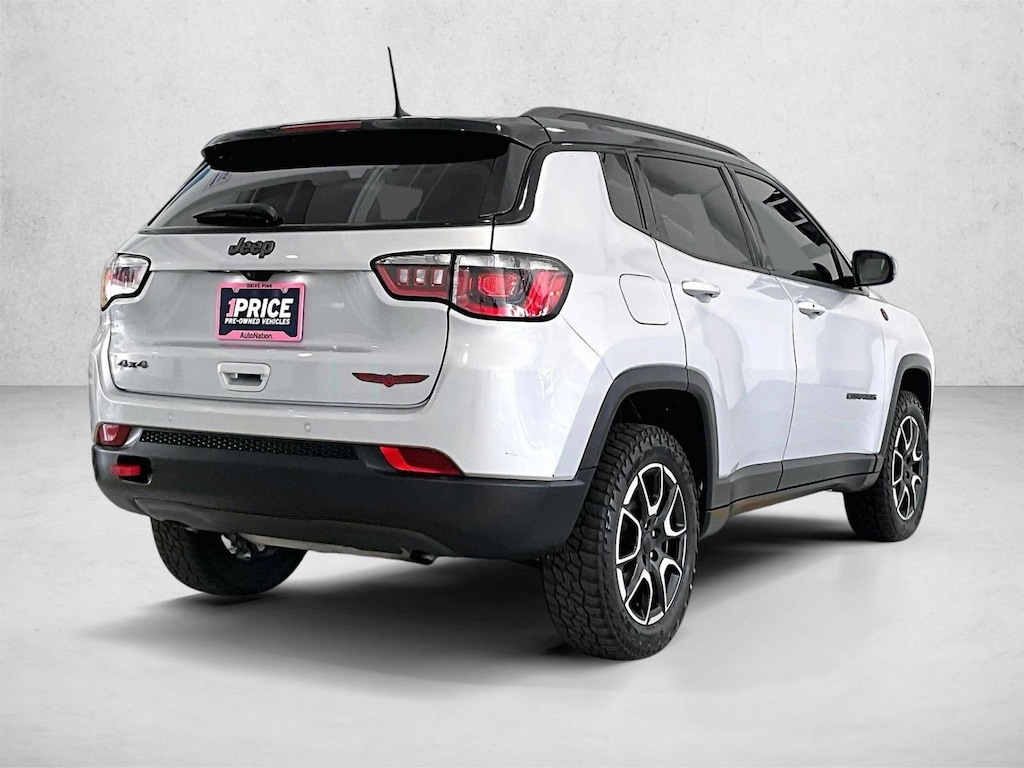 Used 2024 Jeep Compass Trailhawk SUV
