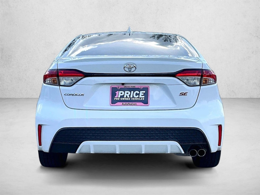 Used 2022 Toyota Corolla SE Sedan