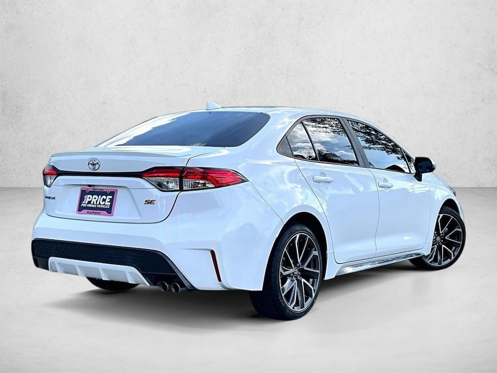 Used 2022 Toyota Corolla SE Sedan