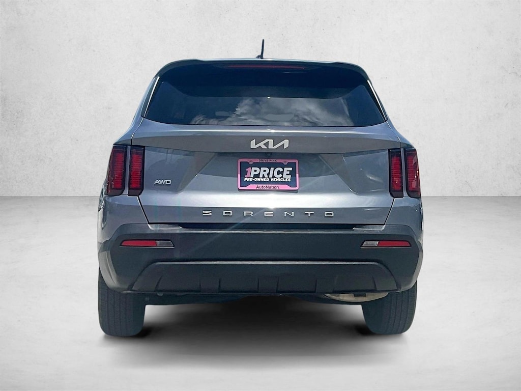 Used 2022 Kia Sorento LX SUV