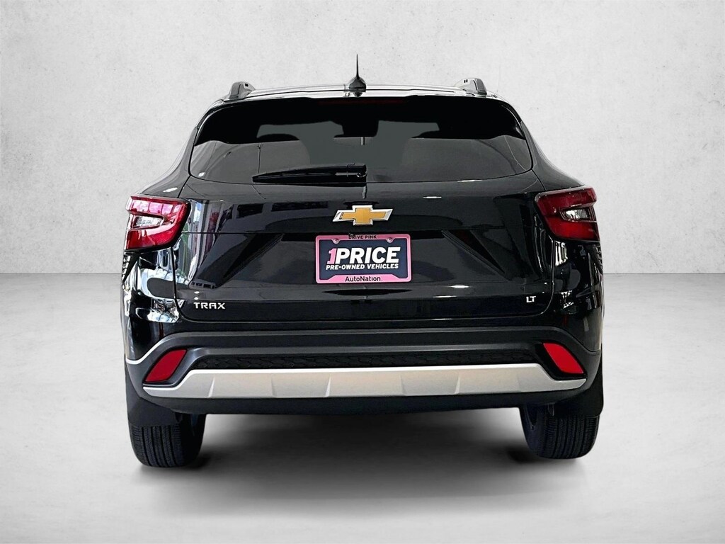 Used 2024 Chevrolet Trax LT SUV