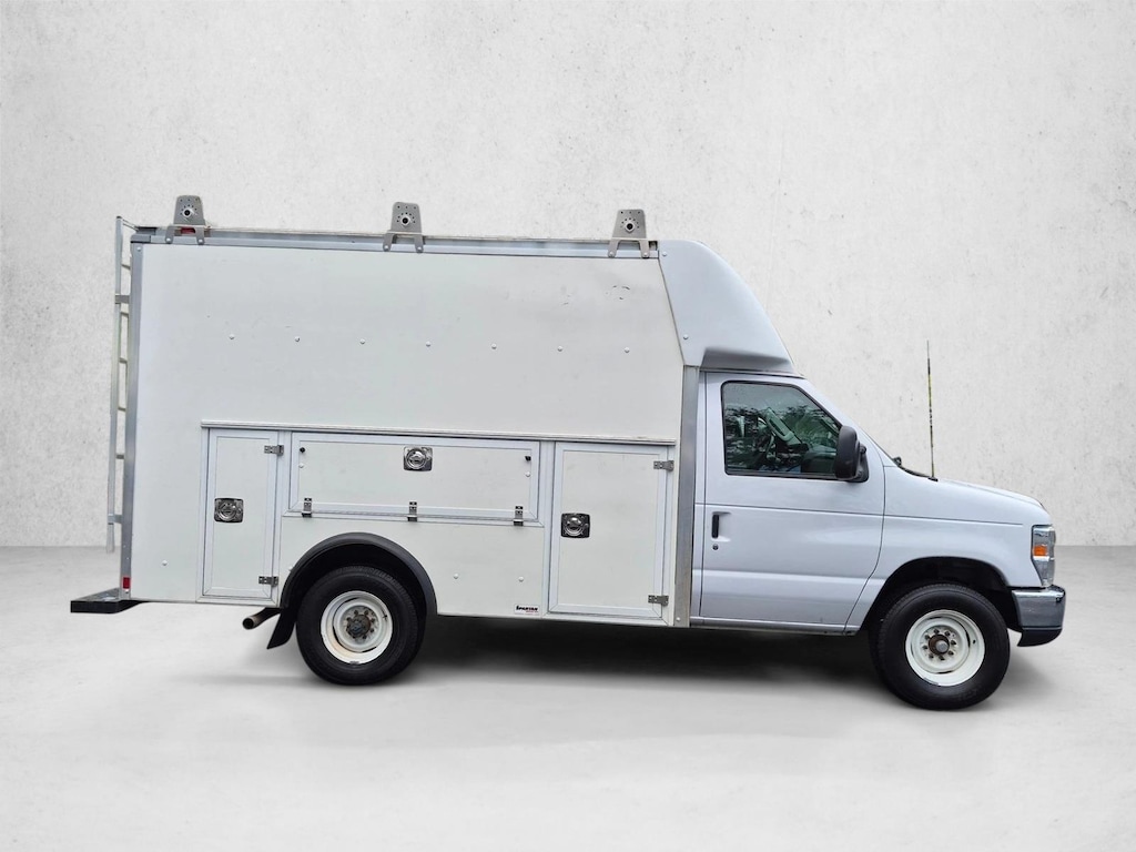 Used 2018 Ford E-Series Cutaway Specialty Vehicle
