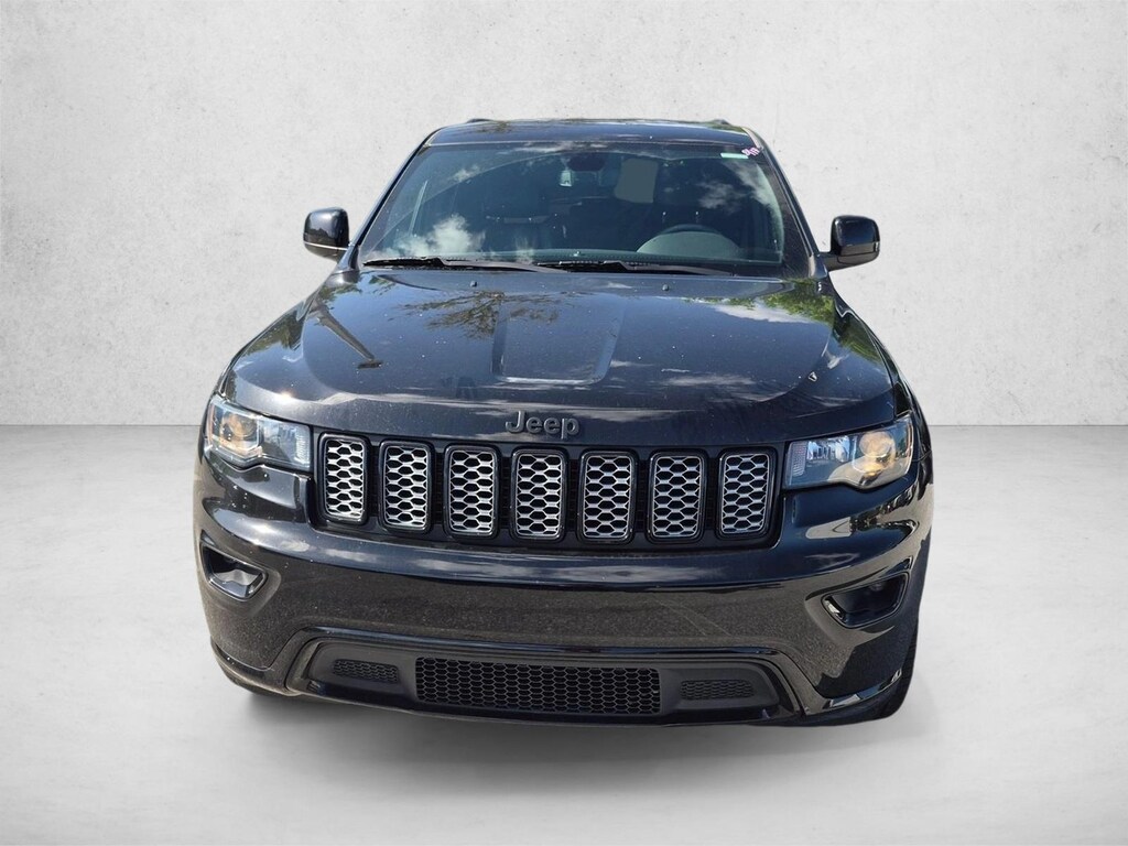 Used 2019 Jeep Grand Cherokee Altitude SUV
