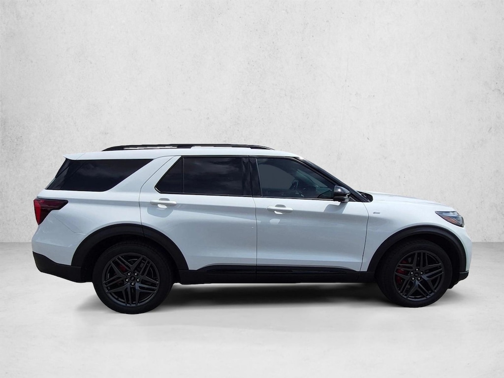 Used 2025 Ford Explorer ST-Line SUV