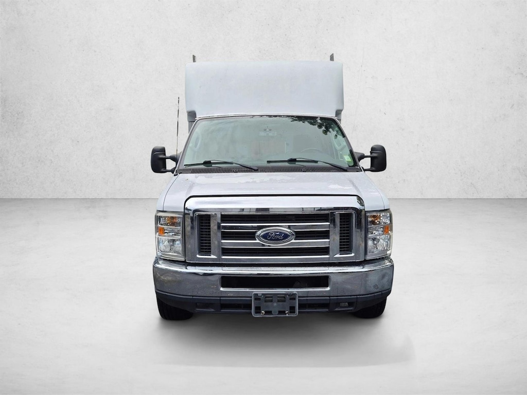 Used 2018 Ford E-Series Cutaway Specialty Vehicle