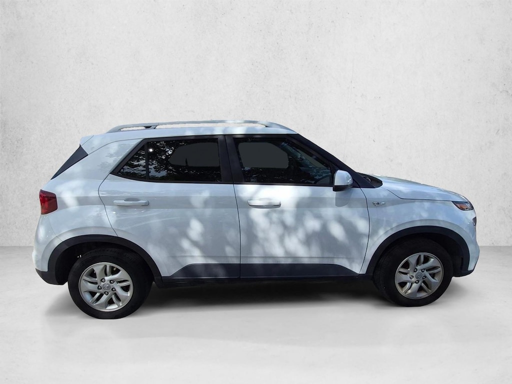 Used 2020 Hyundai Venue SEL SUV