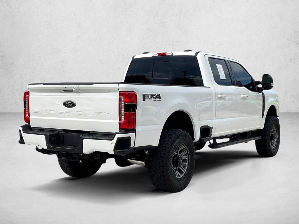 Used 2024 Ford F-250 LARIAT Truck Crew Cab