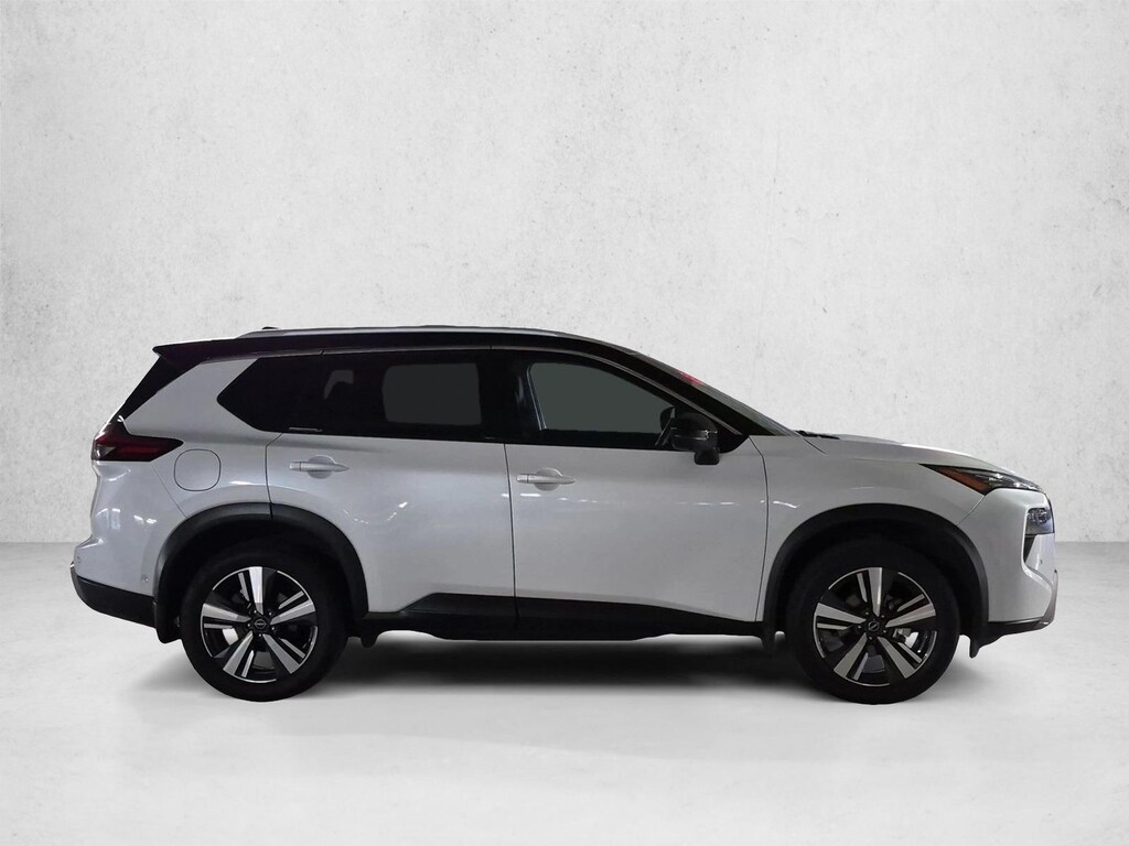 Used 2024 Nissan Rogue SL SUV