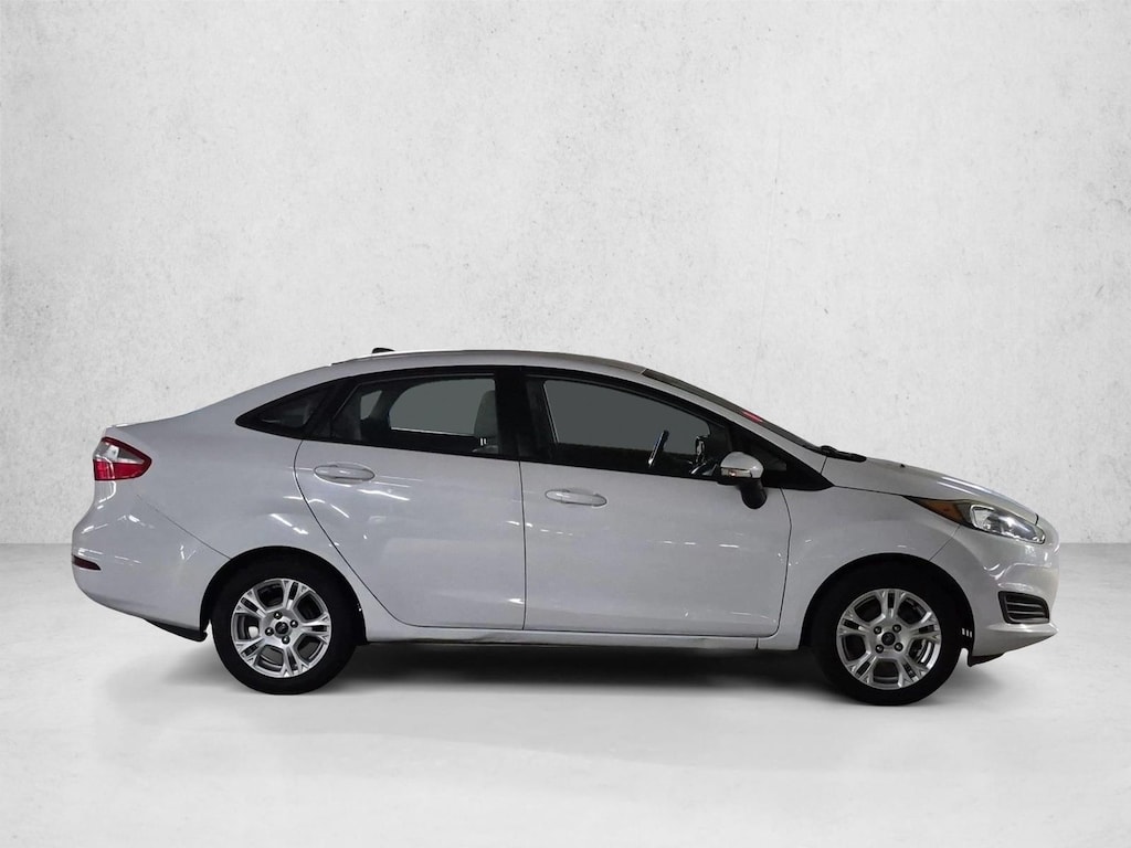Used 2014 Ford Fiesta SE Sedan