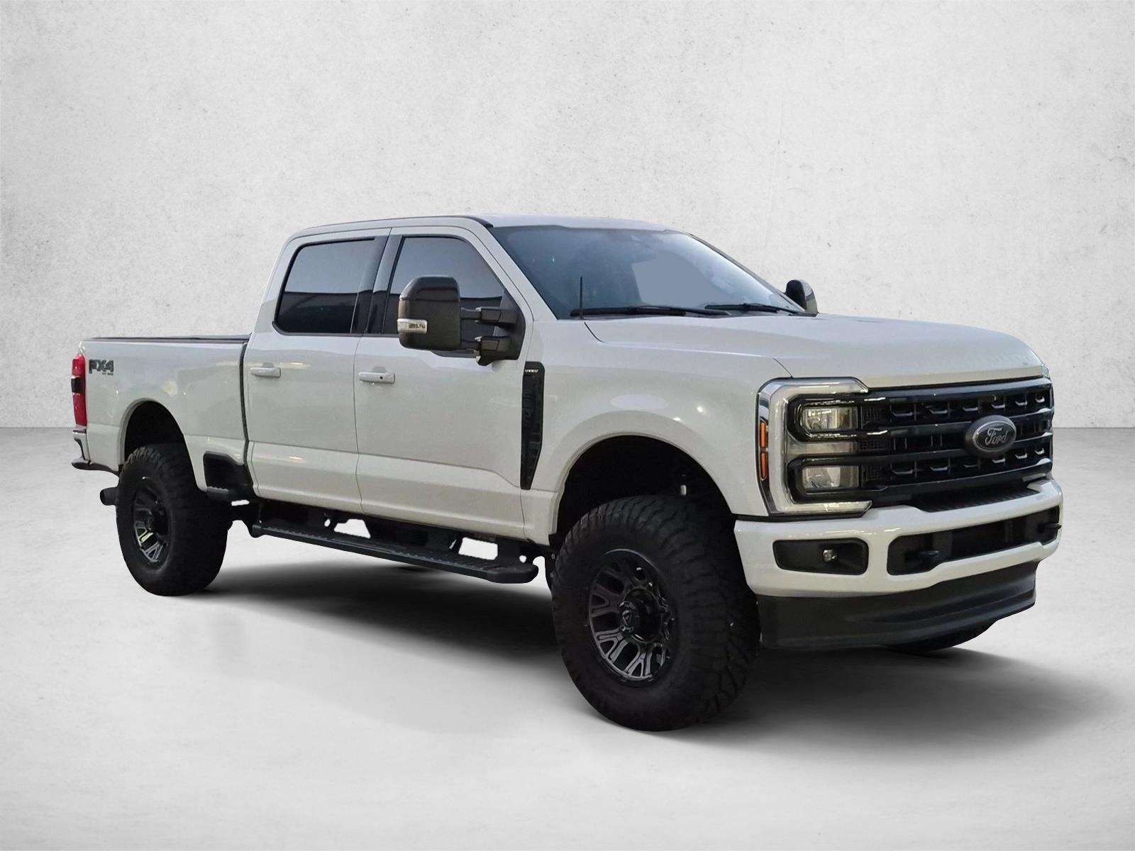 Used 2024 Ford F-250 LARIAT Truck Crew Cab