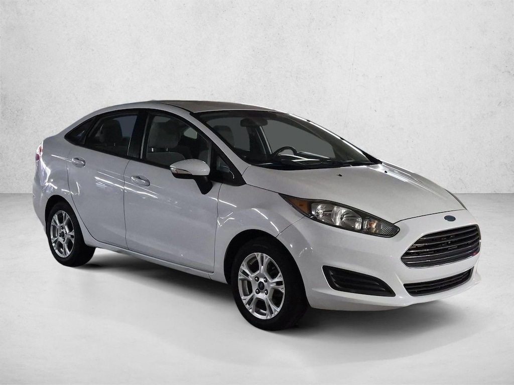 Used 2014 Ford Fiesta SE Sedan