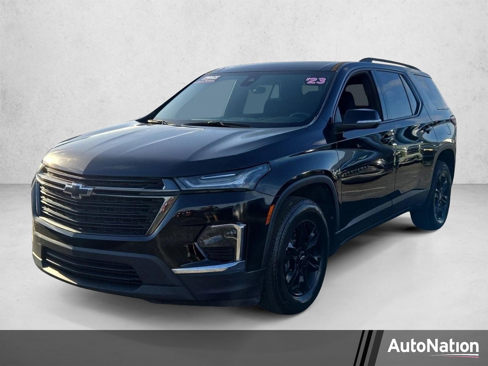 Used 2023 Chevrolet Traverse LT Cloth SUV