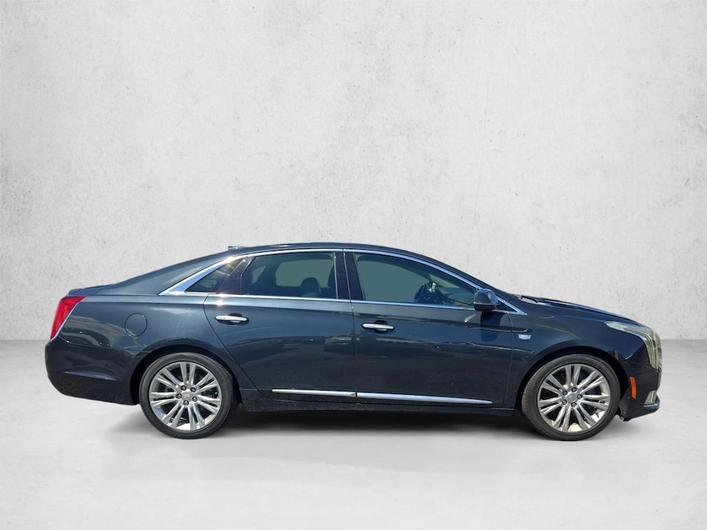 Used 2018 CADILLAC XTS Luxury Sedan