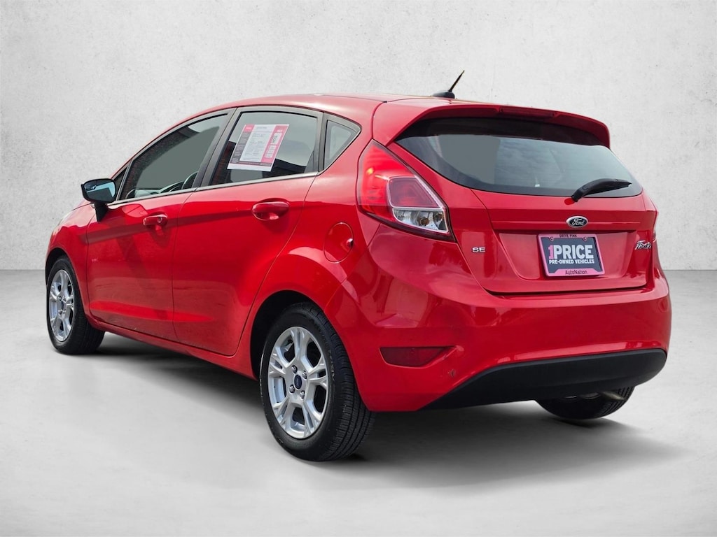Used 2015 Ford Fiesta SE Hatchback
