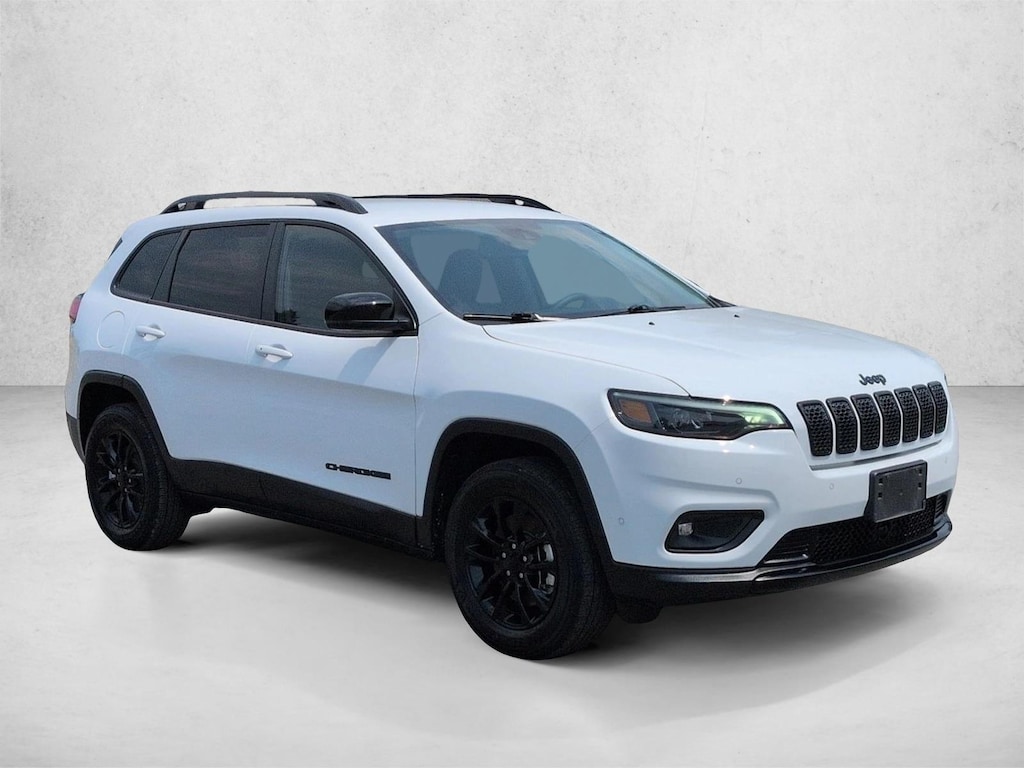 Used 2023 Jeep Cherokee Altitude Lux SUV