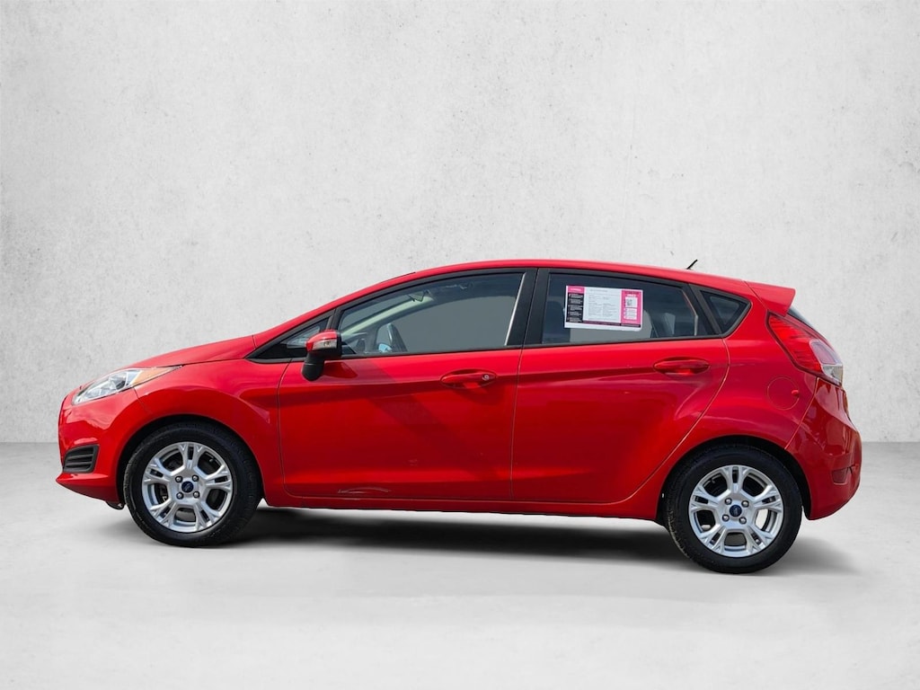 Used 2015 Ford Fiesta SE Hatchback
