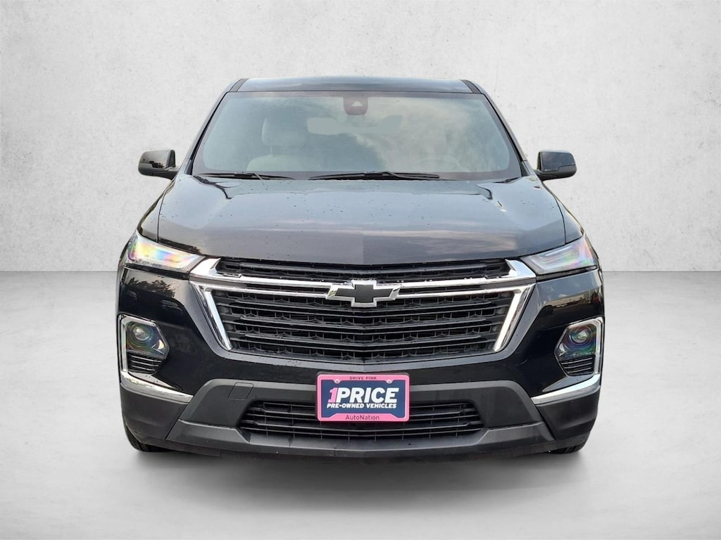 Used 2023 Chevrolet Traverse LS SUV