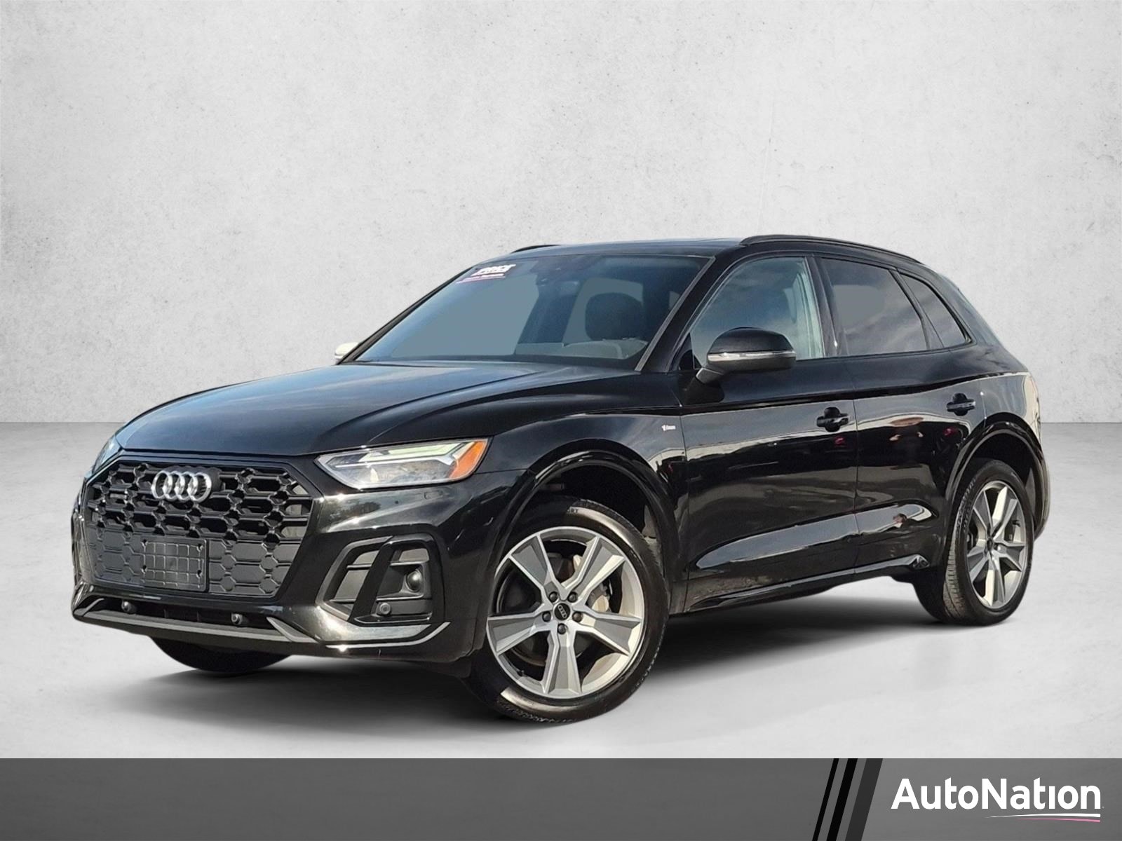 2025 Audi Q5 Premium