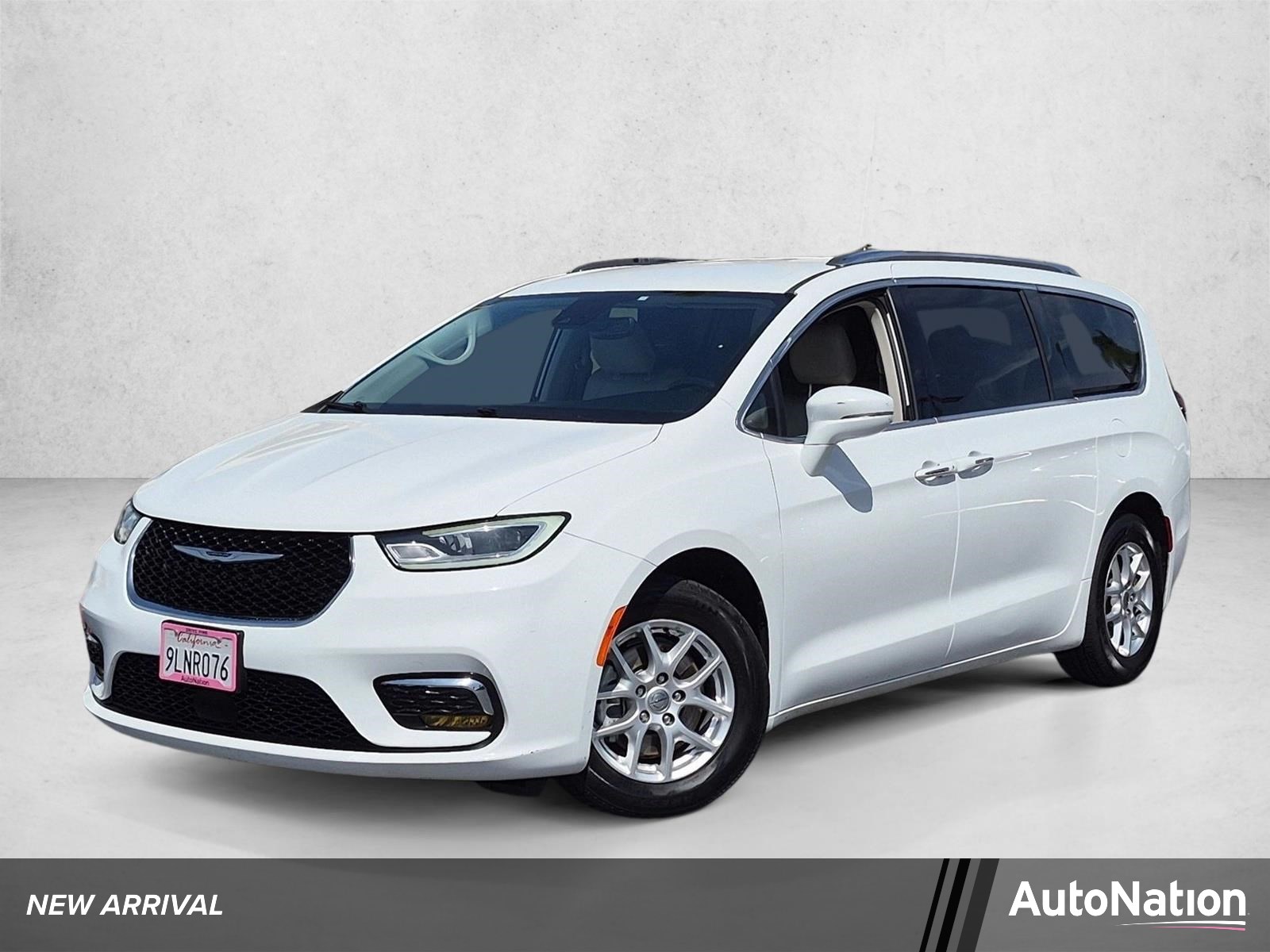 Used 2021 Chrysler Pacifica Touring L Van Passenger Van