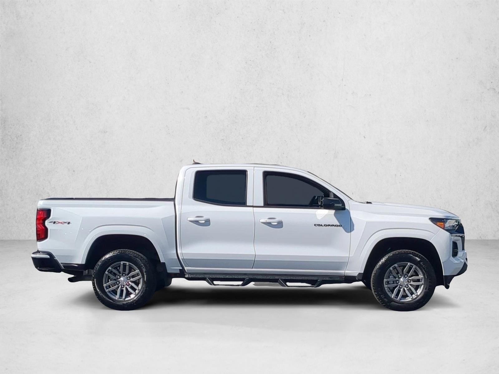 Used 2025 Chevrolet Colorado 4WD LT Truck Crew Cab