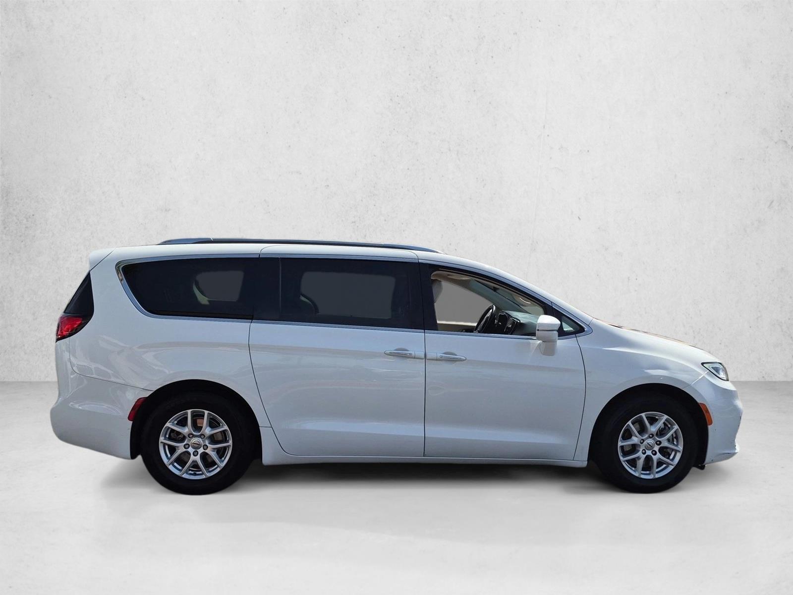 Used 2021 Chrysler Pacifica Touring L Van Passenger Van