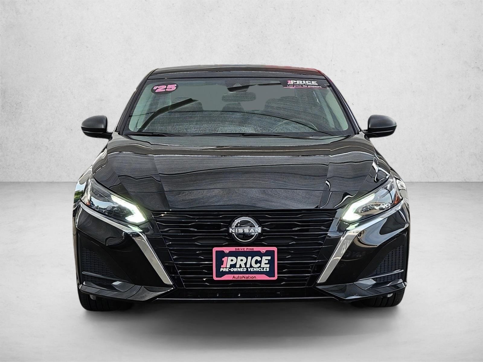Used 2025 Nissan Altima SV Sedan