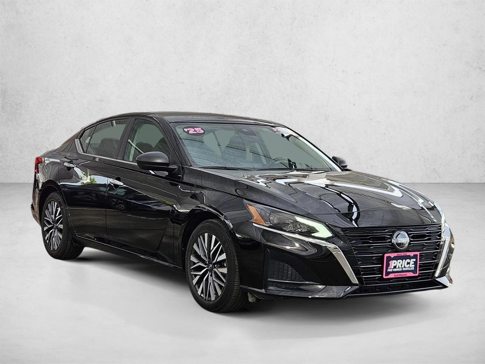 Used 2025 Nissan Altima SV Sedan