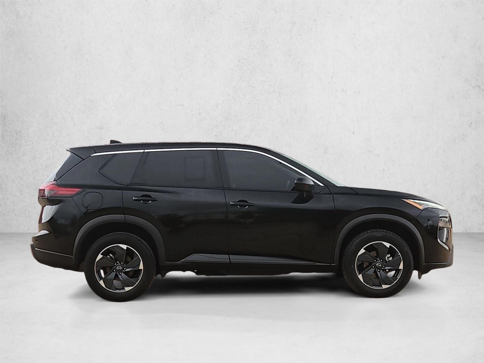 Used 2024 Nissan Rogue SV SUV