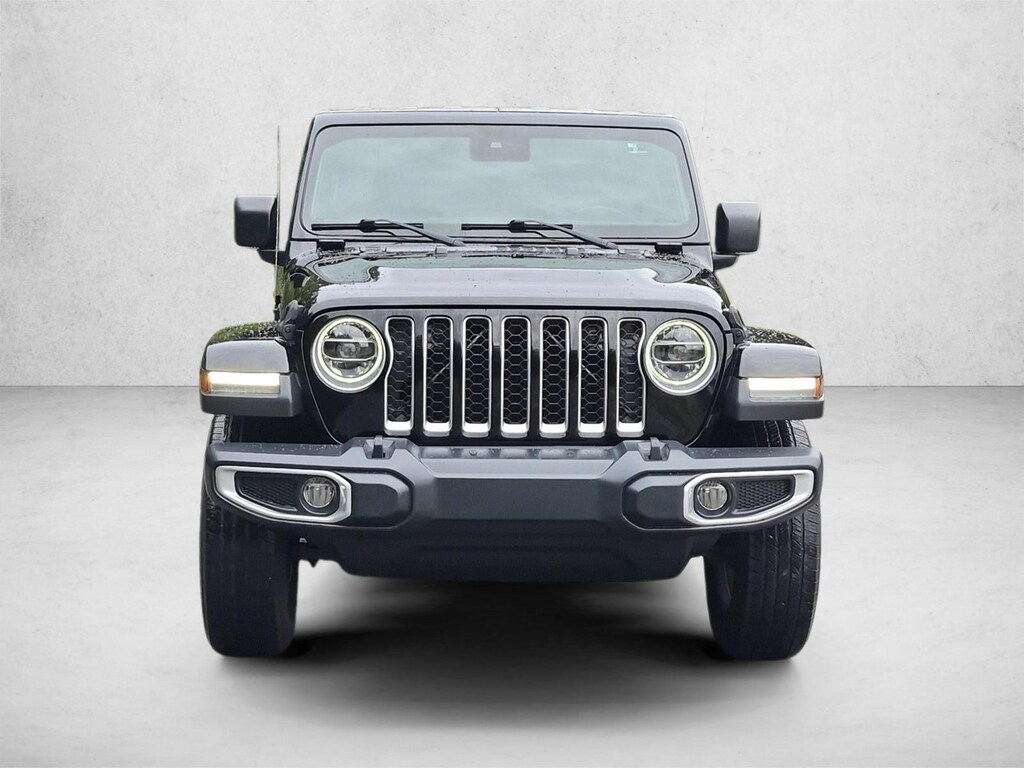 Used 2020 Jeep Gladiator Overland Truck Crew Cab