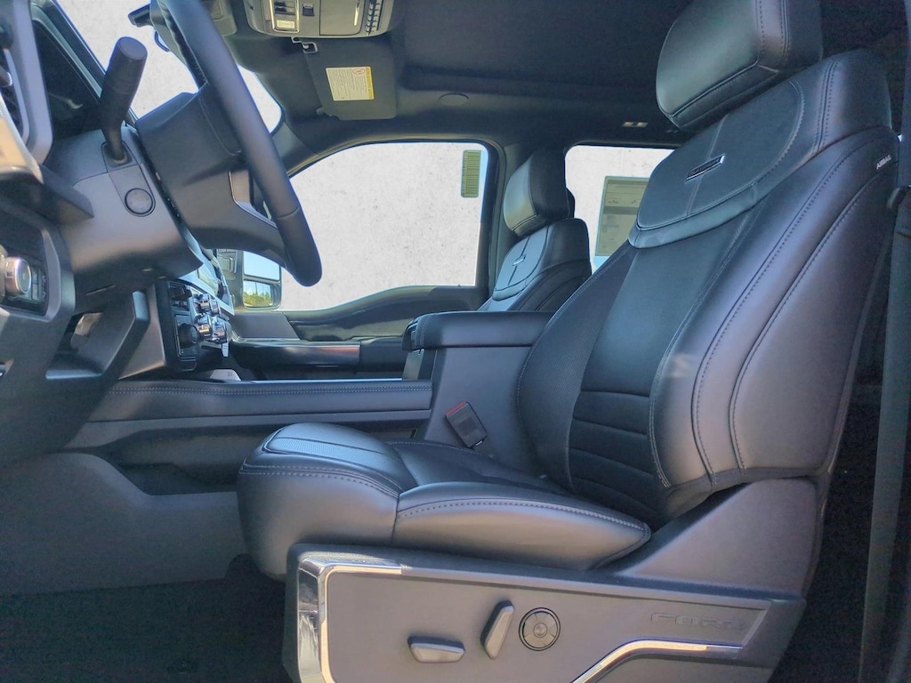 New 2027 Ford F-350 Platinum Truck Crew Cab
