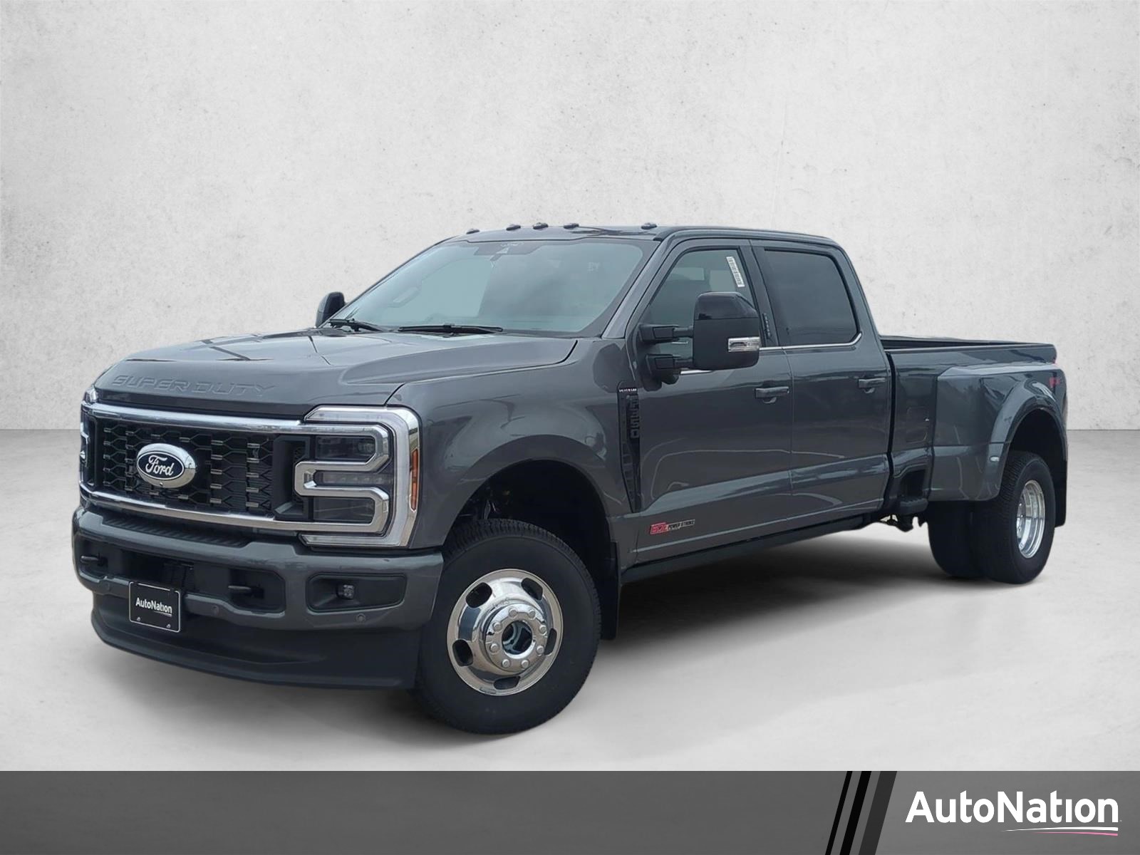 New 2027 Ford F-350 Platinum Truck Crew Cab