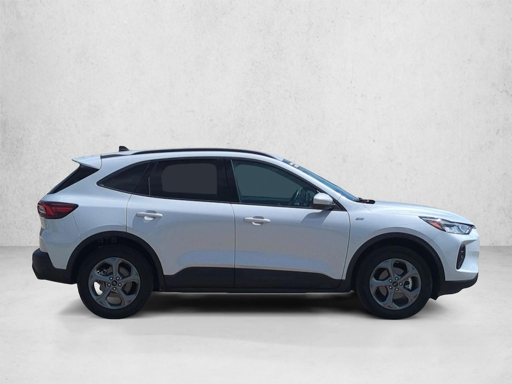 Used 2025 Ford Escape ST-Line Select SUV