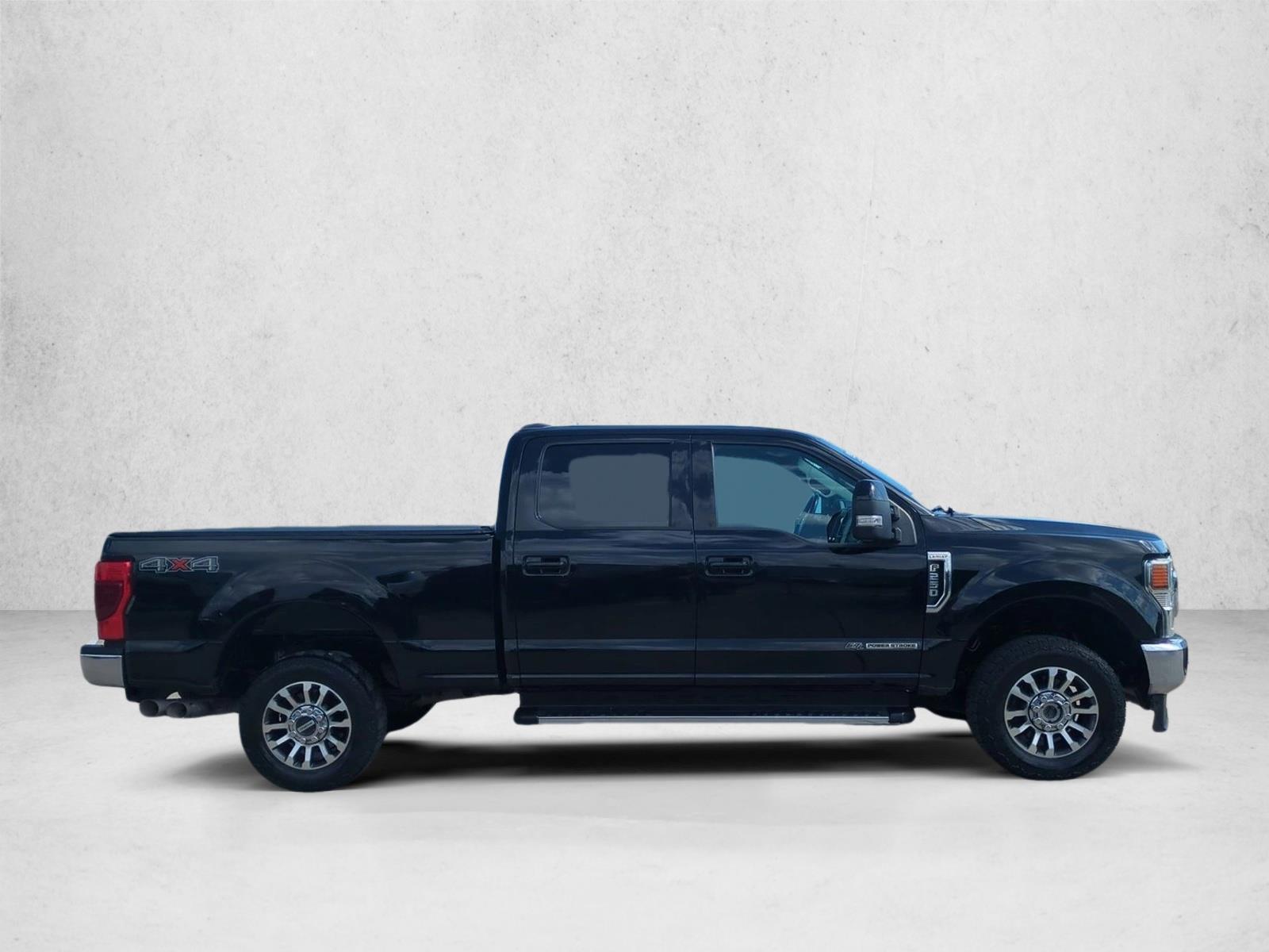 Used 2021 Ford F-250 LARIAT Truck Crew Cab
