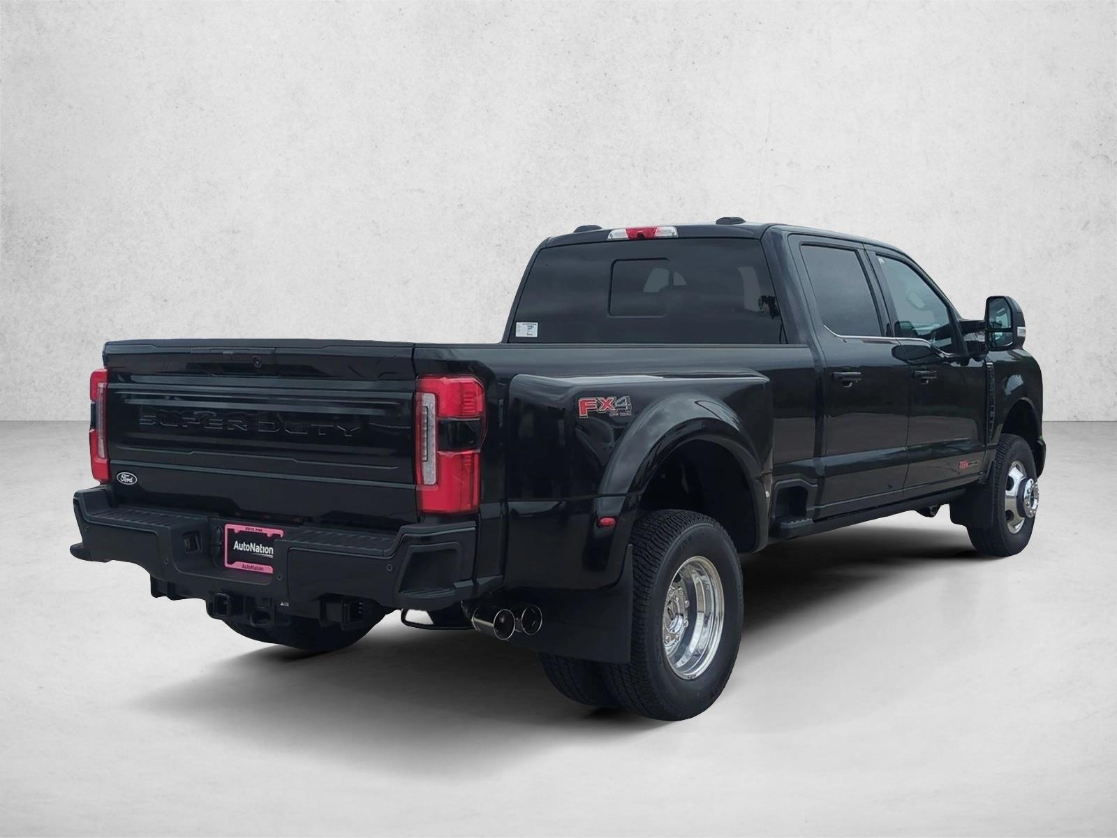 New 2027 Ford F-350 Platinum Truck Crew Cab
