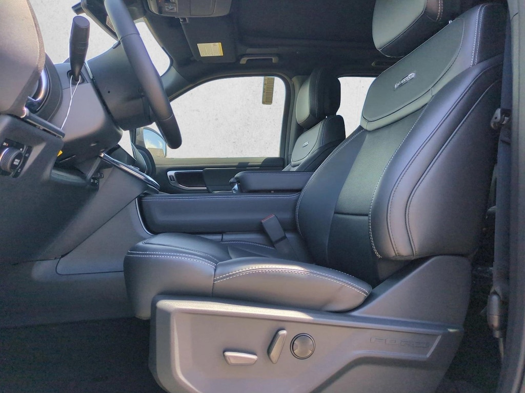 New 2027 Ford Expedition Platinum SUV