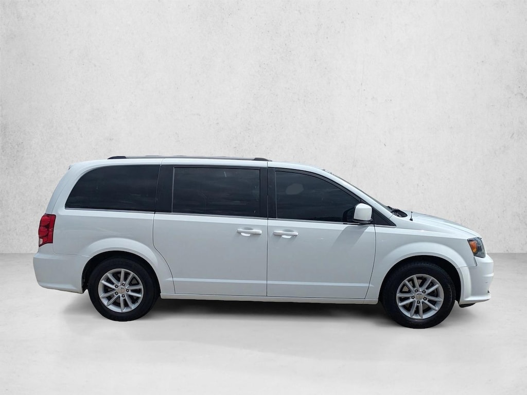 Used 2020 Dodge Grand Caravan SXT Mini-van Passenger