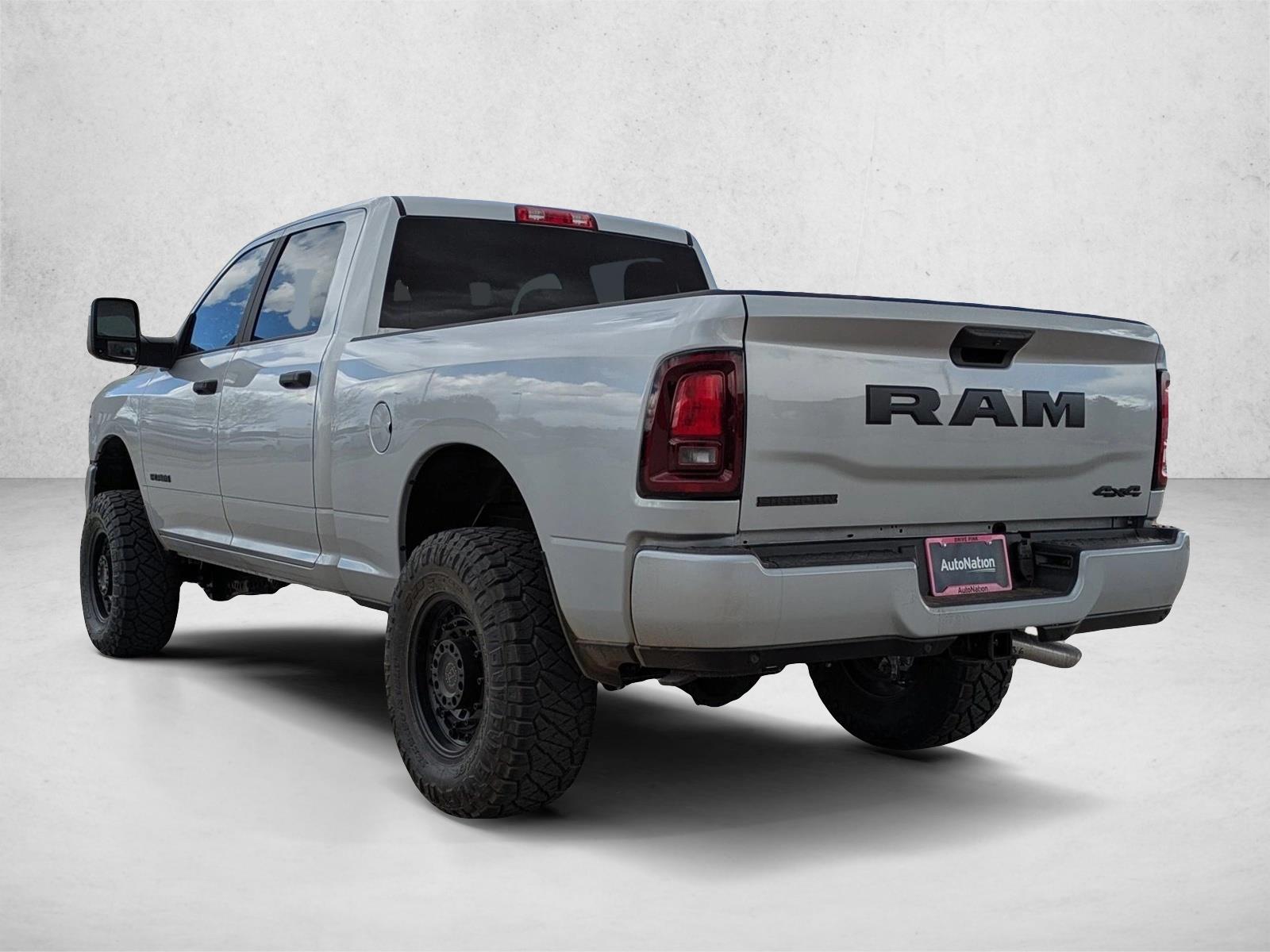 2026 RAM 2500 Big Horn - Photo 9
