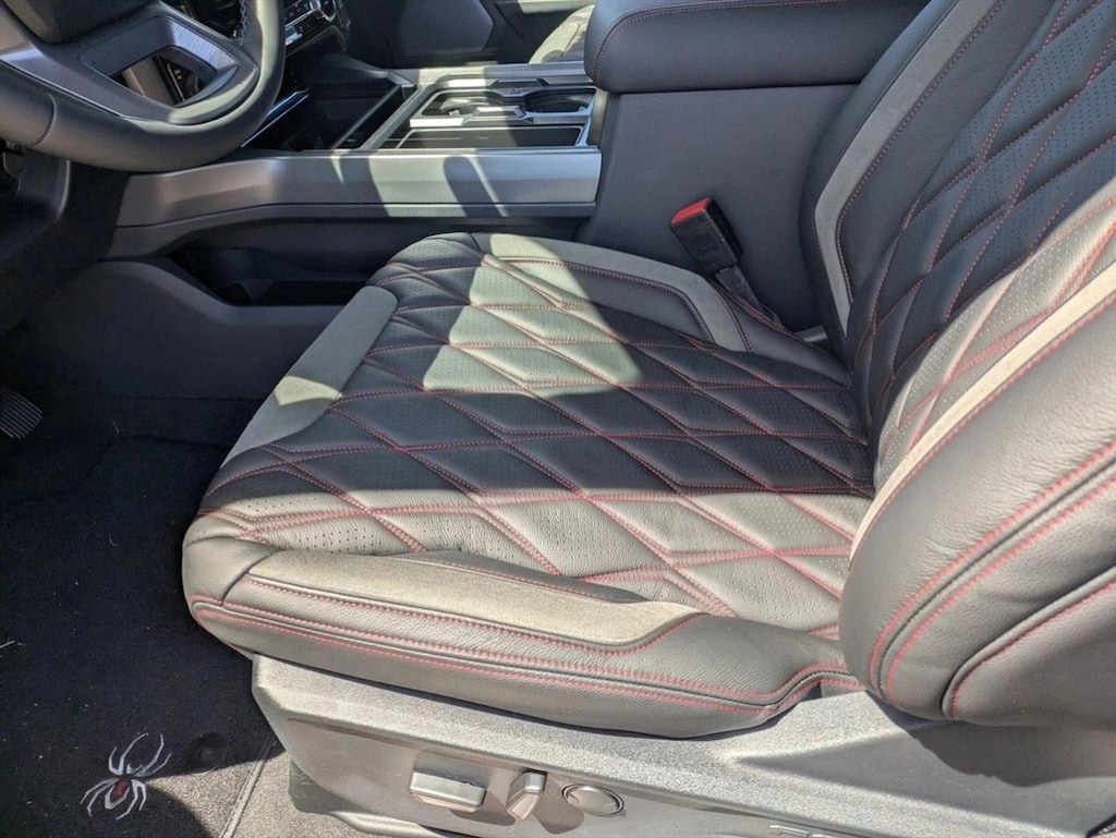 New 2026 Ford F-250 LARIAT Truck Crew Cab