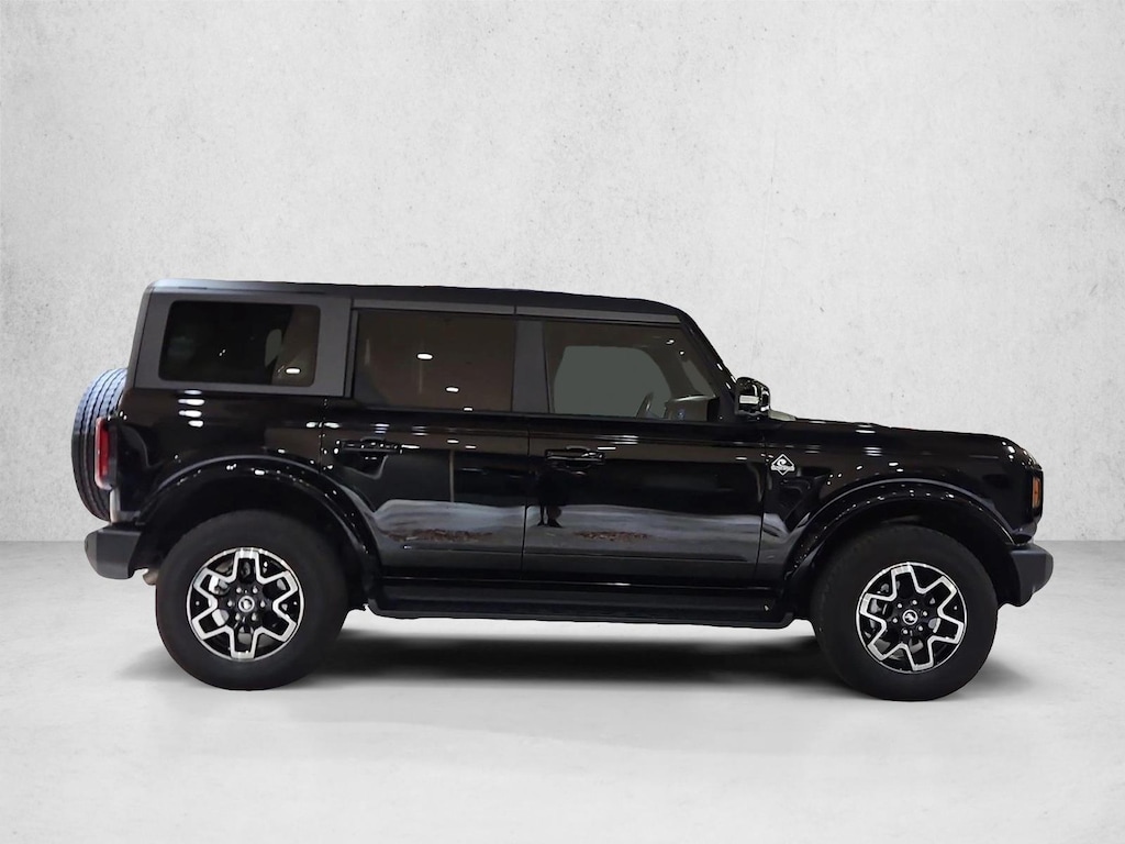 Certified 2025 Ford Bronco Outer Banks SUV