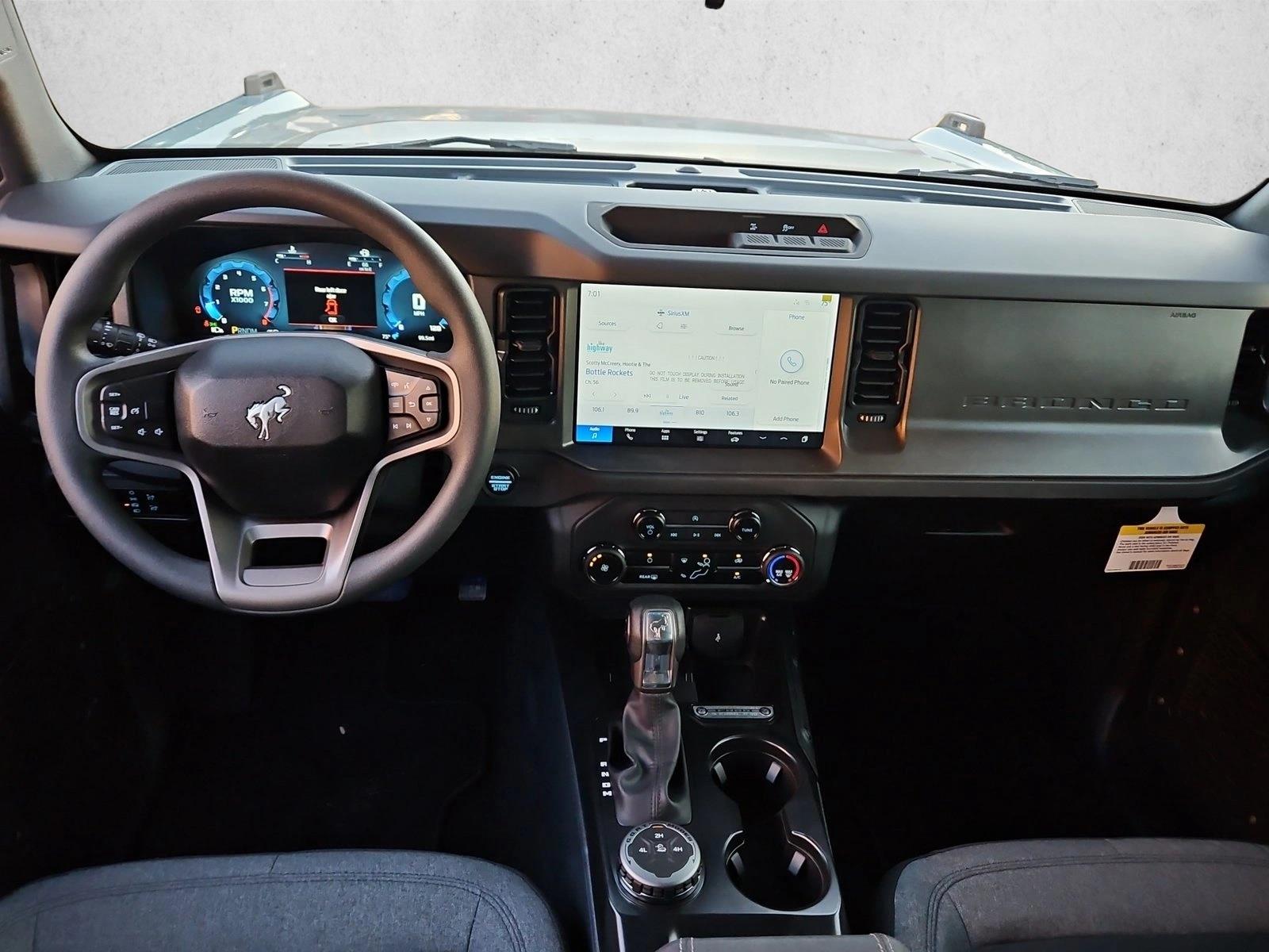 2025 Ford Bronco 4-Door Base - Photo 10