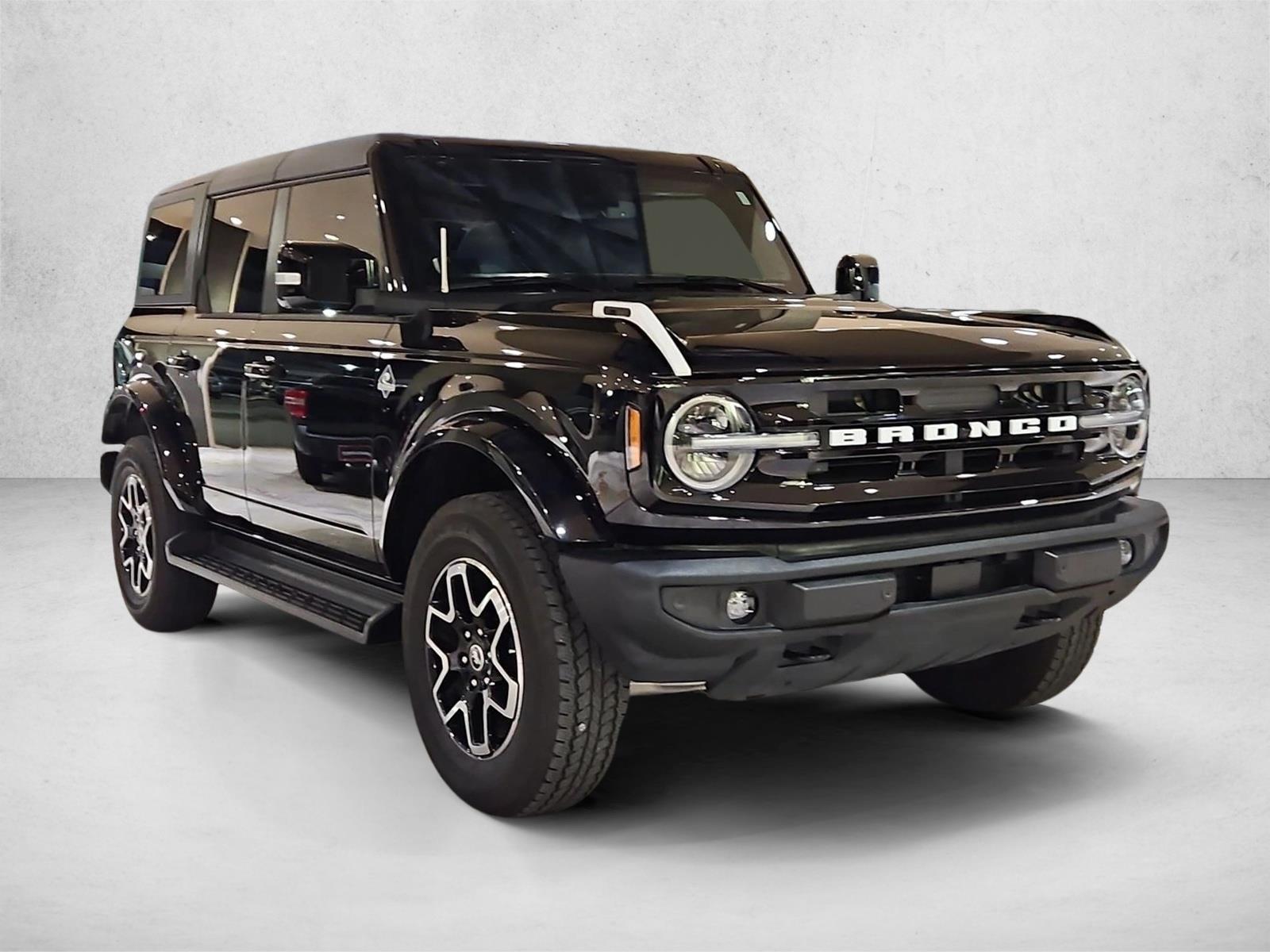 Certified 2025 Ford Bronco Outer Banks SUV