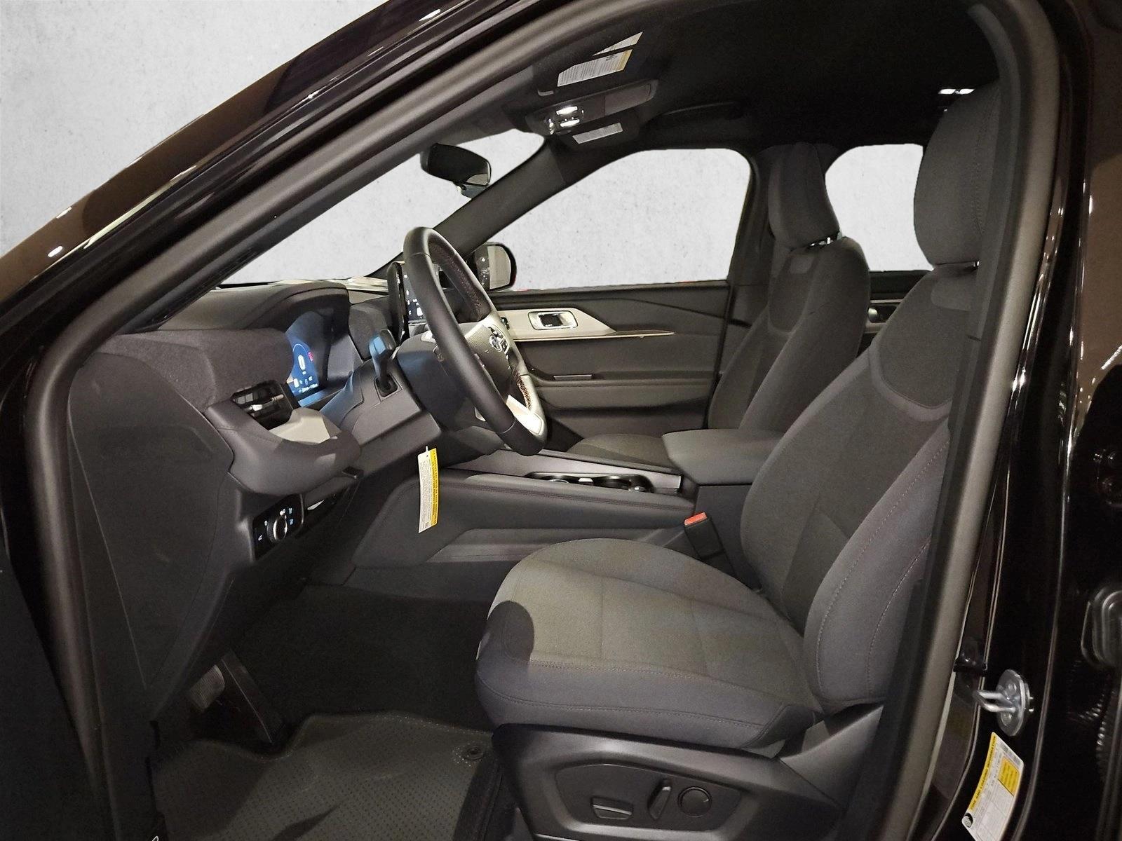 New 2027 Ford Explorer Active w/200A Pkg SUV