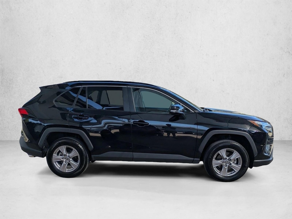 Used 2025 Toyota RAV4 XLE SUV