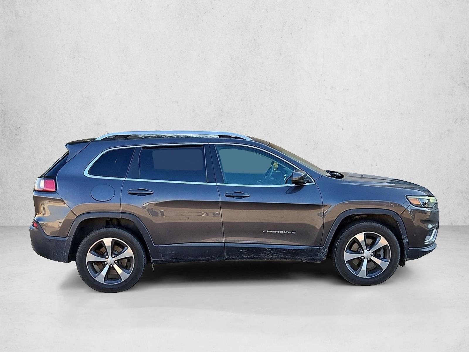 Used 2019 Jeep Cherokee Limited SUV
