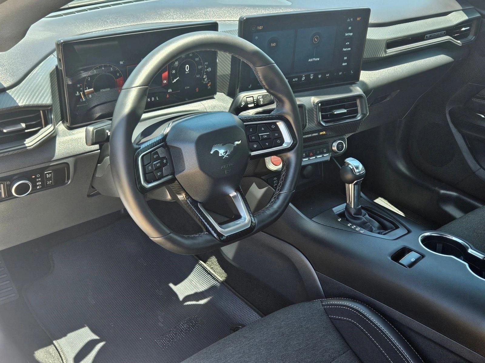 2025 Ford Mustang EcoBoost Fastback - Photo 3