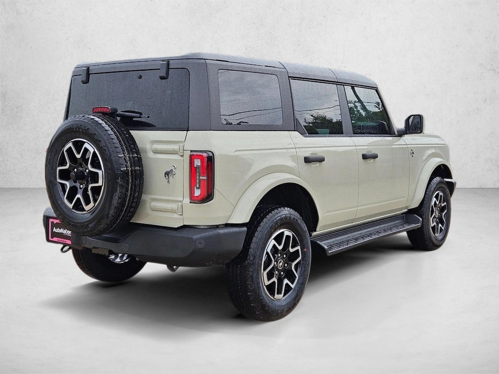 New 2026 Ford Bronco Outer Banks SUV