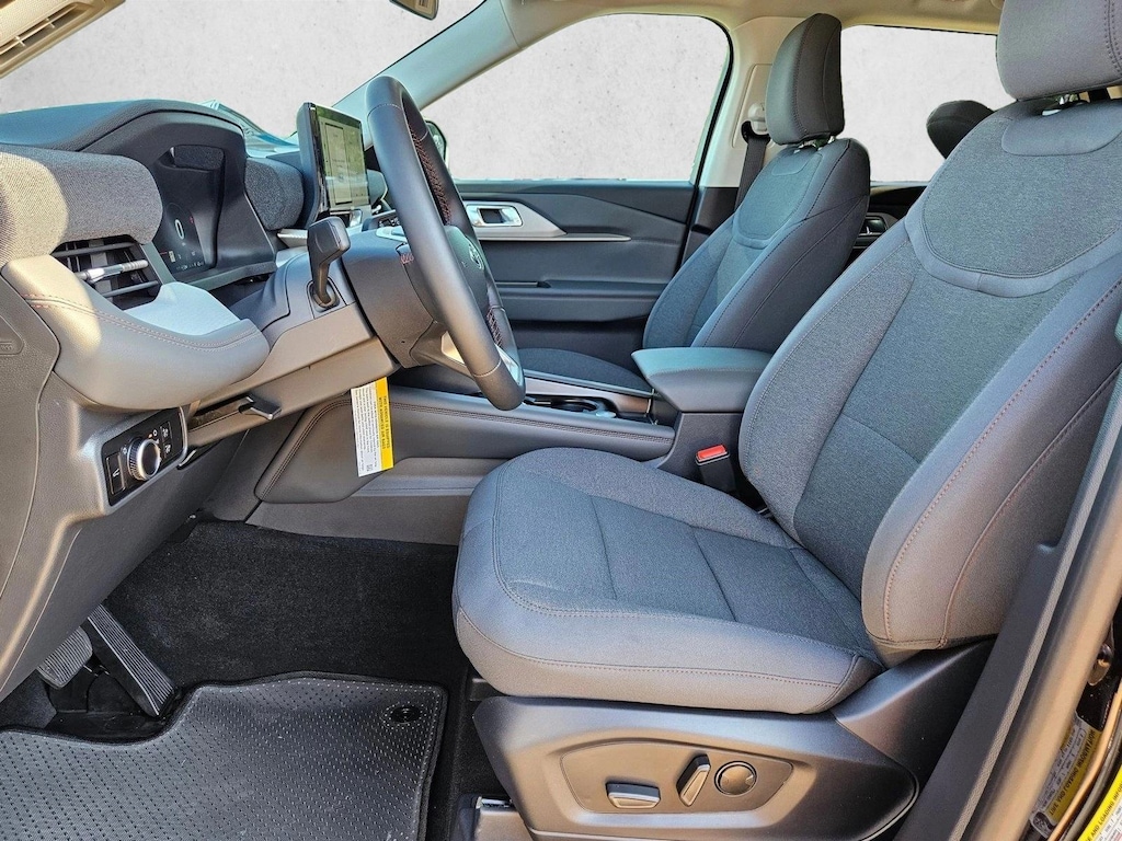 New 2026 Ford Explorer Active w/200A Pkg SUV