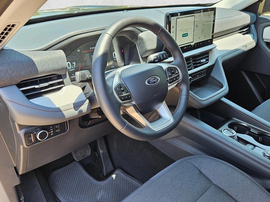 New 2026 Ford Explorer Active w/200A Pkg SUV