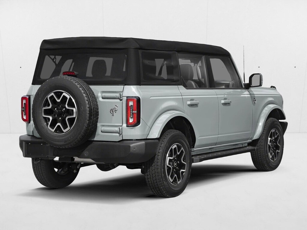 New 2026 Ford Bronco Outer Banks SUV