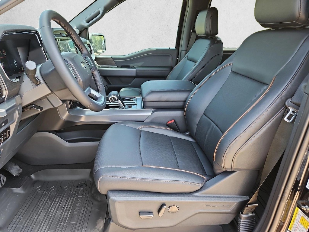 New 2026 Ford F-150 LARIAT Truck SuperCrew Cab